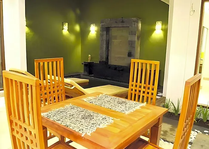 Villa Jas And